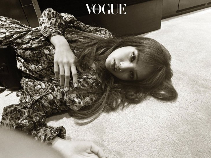 Lisa Blackpink, Lisa lên bìa tạp chí, Lisa Blackpink trên tạp chí Vogue, Jennie, Lisa, Blink, kpop 