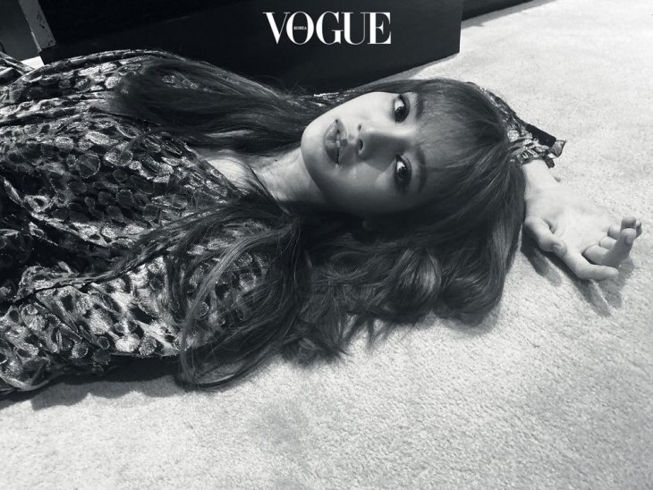 Lisa Blackpink, Lisa lên bìa tạp chí, Lisa Blackpink trên tạp chí Vogue, Jennie, Lisa, Blink, kpop 