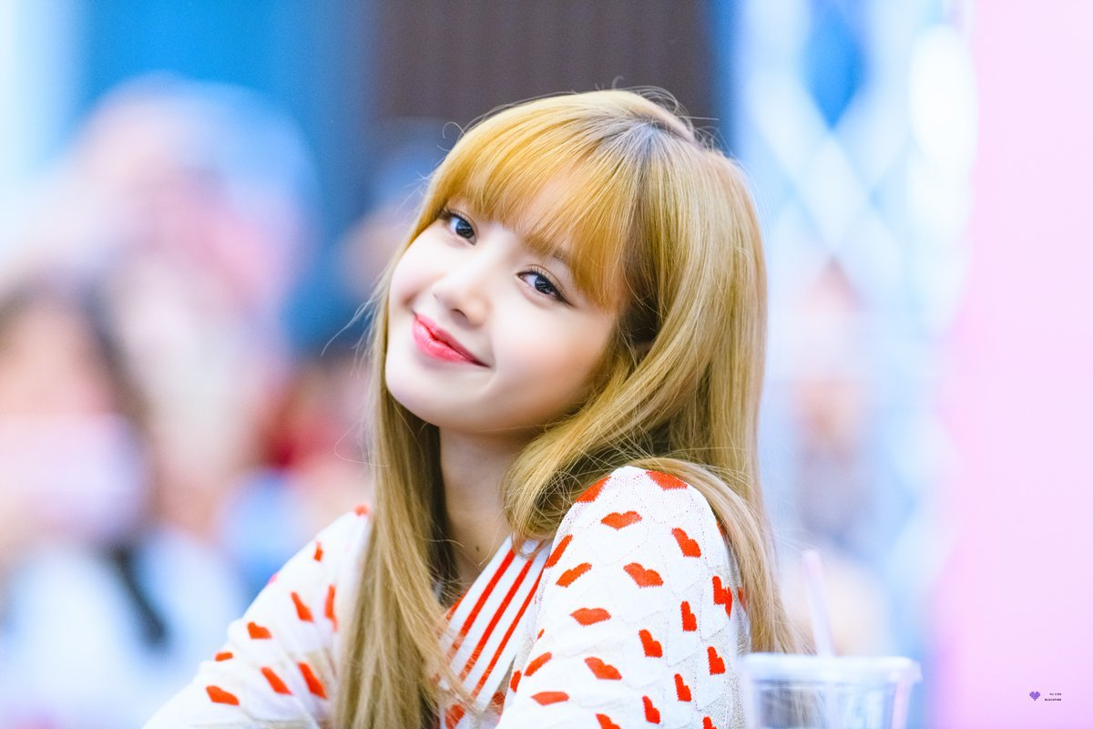 Lisa Blackpink, Lisa Blackpink đúng là thiên thần, The Real Men 300. Lisa