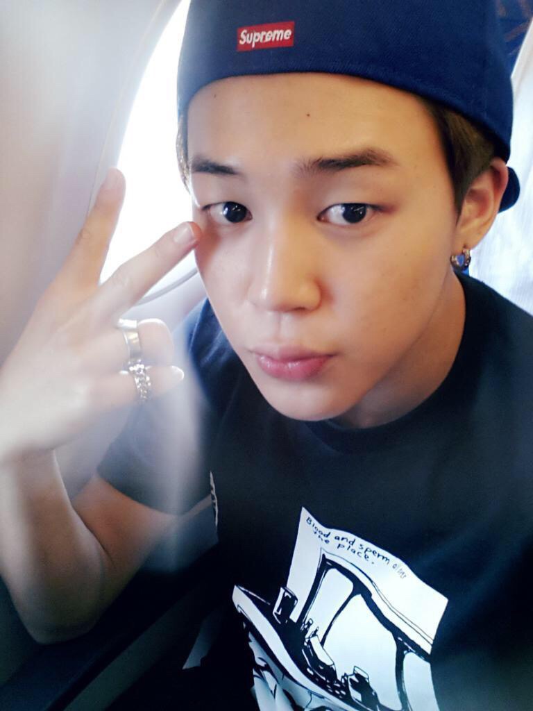 Jimin BTS, Những lần khoe mặt mộc của Jimin, Jimin khiến ARMY tưởng thiên thần, Jungkook, V, Jimin, mặt mộc của Jimin