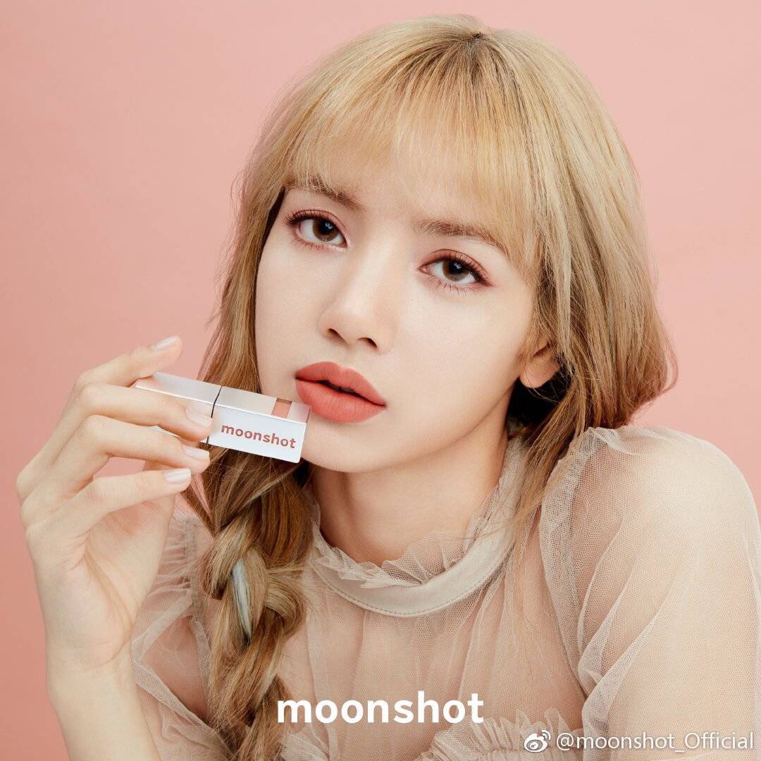 Lisa, Blackpink, Lisa chụp ảnh quảng cáo, Lisa đẹp phi thực, Lisa ảnh Moonshot, Lisa xinh đẹp