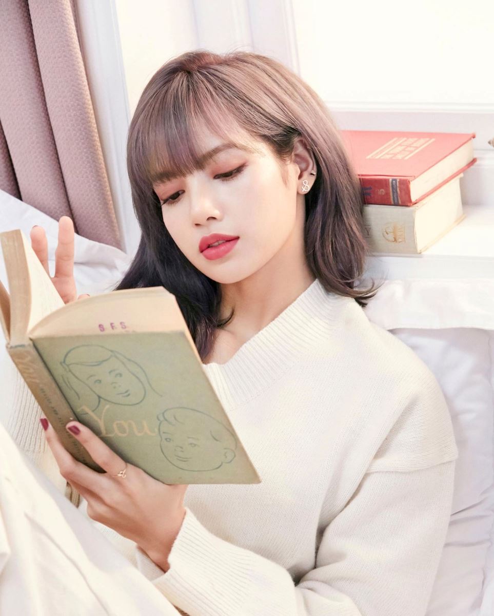 Lisa, Blackpink, Lisa chụp ảnh quảng cáo, Lisa đẹp phi thực, Lisa ảnh Moonshot, Lisa xinh đẹp