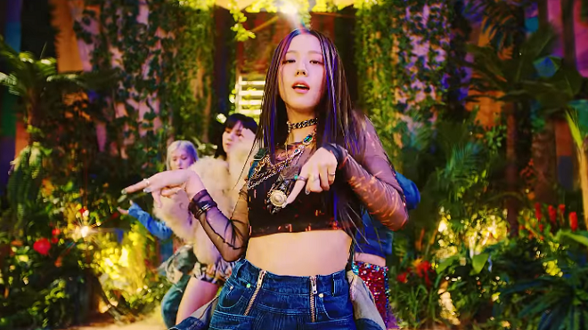 Blackpink vượt mặt BTS, phá kỷ lục công chiếu mọi thời đại trên Youtube với ‘How You Like That’