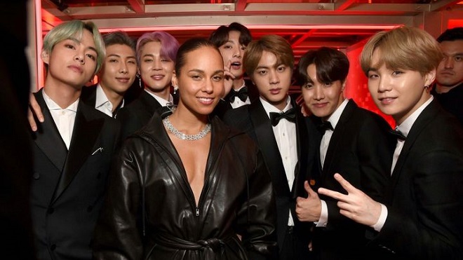 ARMY náo loạn vì V BTS tình thương mến thương với Alicia Key