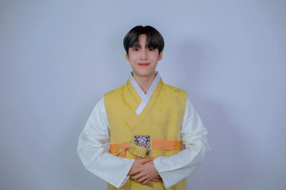 Kpop, BTS, TXT, Tân Sửu, Hanbok, NCT, Kpop đón Tân Sửu, Idol mặc hanbok 2021, Kpop tết nguyên đán, BTS tết tân sửu, BTS tết nguyên đán 2021