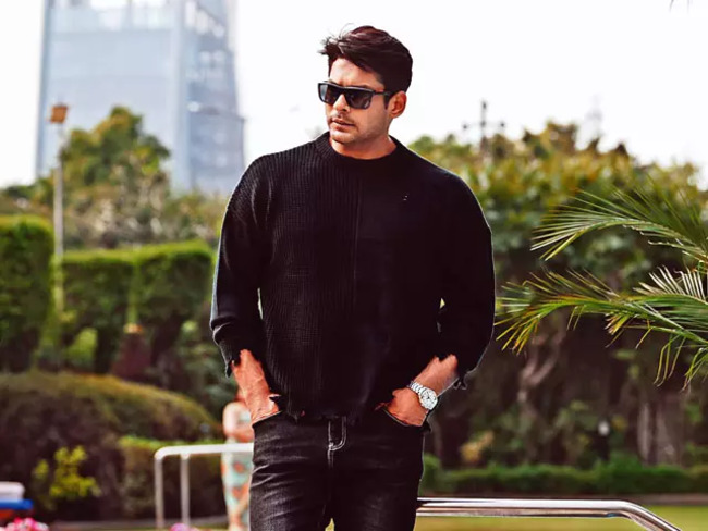 Sidharth Shukla, cô dâu 8 tuổi, diễn viên cô dâu 8 tuổi qua đời, nam chính cô dâu 8 tuổi qua đời, Shukla 3 lần sang việt nam