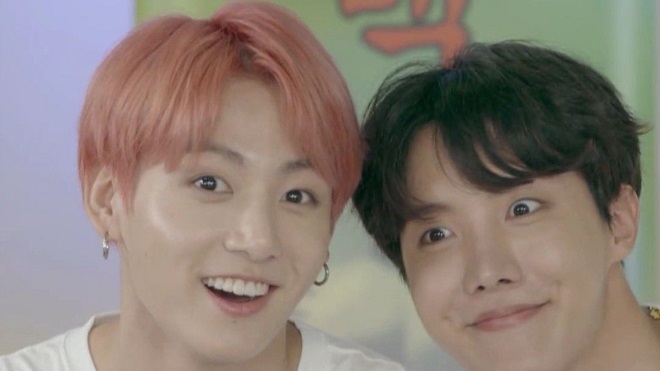 BTS: Jungkook rap thế nào mà J-Hope đang ăn bị đứng hình?