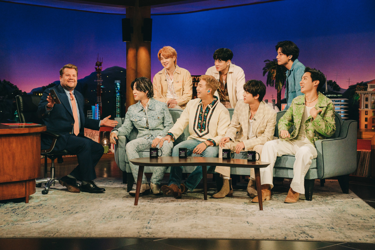 bts, bts james corden, bts hòa giải army với james corden chỉ với 1 câu, bts eq cao, bts nhân cách vàng, bts eq, rm, jin, jimin, jungkook, j-hope, suga, v, bts the late