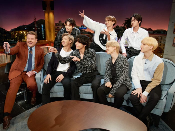 bts, bts đẹp trai cao ráo khi tới gặp james corden, bts team qua đường, bts james corden, bts ở mỹ, bts us 2021, bts real life, bts ngoài đời, jungkook, v bts, jimin, jin