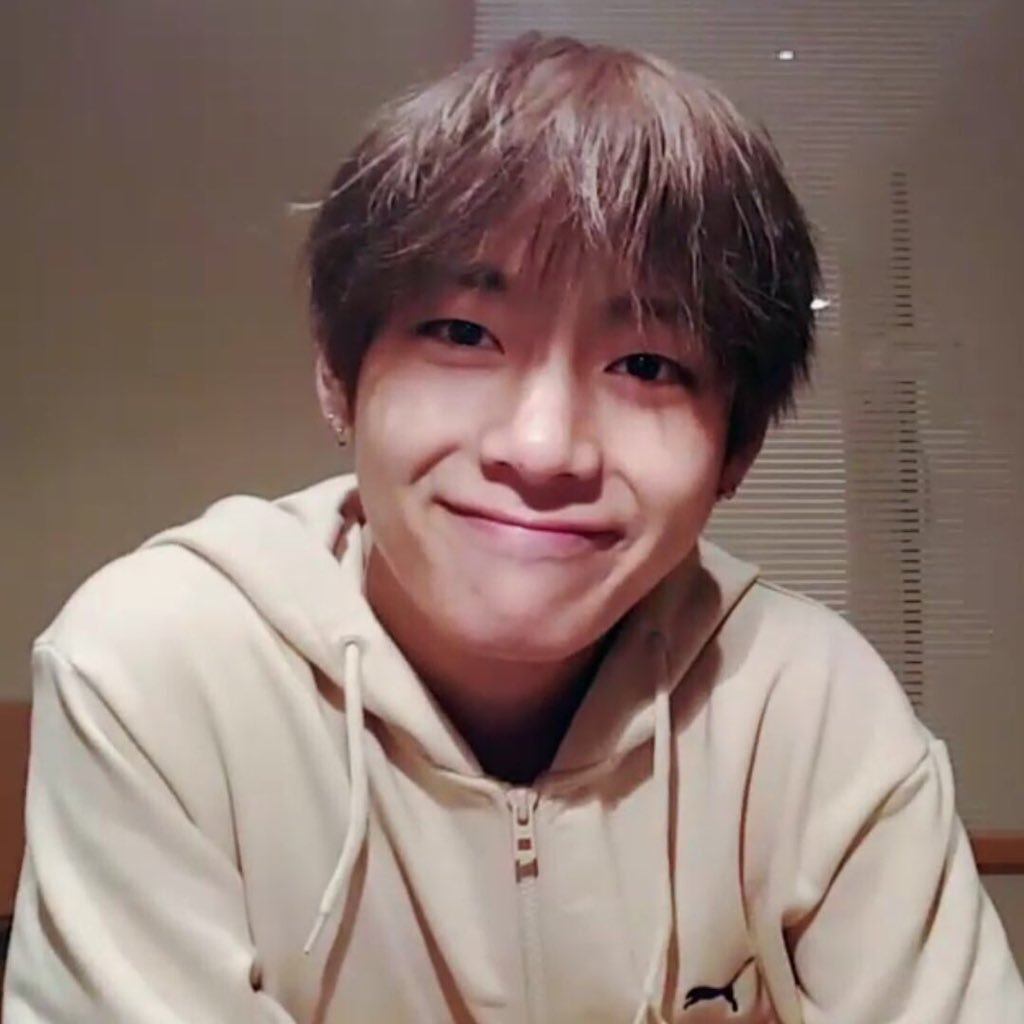 bts, v bts, v bts mặt mộc, v bts bị antifan chê, v bts bare face, v bts no makeup, v bts đẹp trai, v bts handsome, v bts cute, v bts 2021, v bts không trang điểm