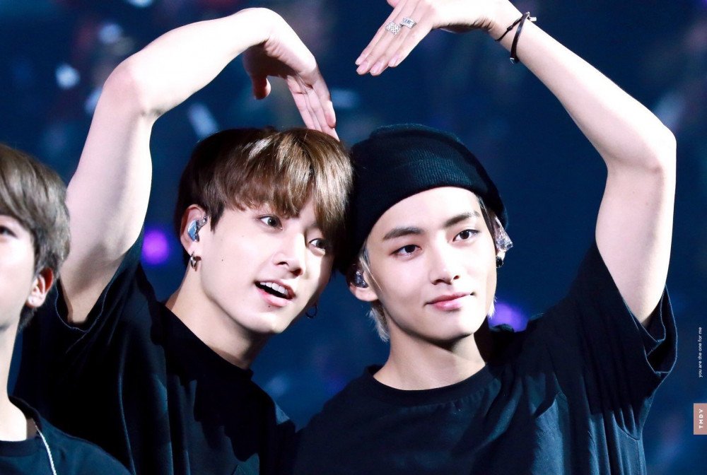 bts, jungkook, v bts, vkook, fan giải thích lý do thích v đứng cạnh jungkook, v jungkook lập nhóm nhỏ, v jungkook unit, vkook unit, quan hệ v jungkook bts, v bts handsome