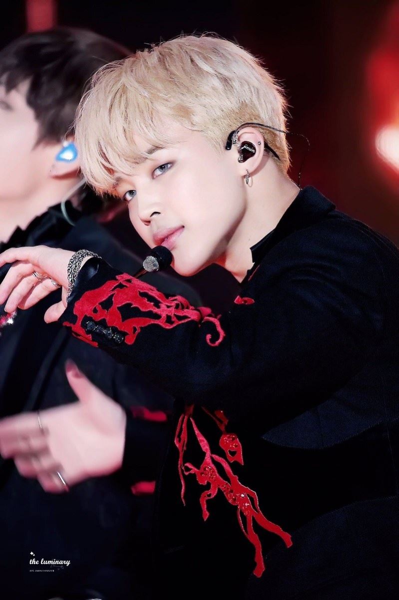 Ngoài ra, Jimin đặc biệt khuyên mọi người ngủ đủ giấc và giữ tình thần thoải mái.