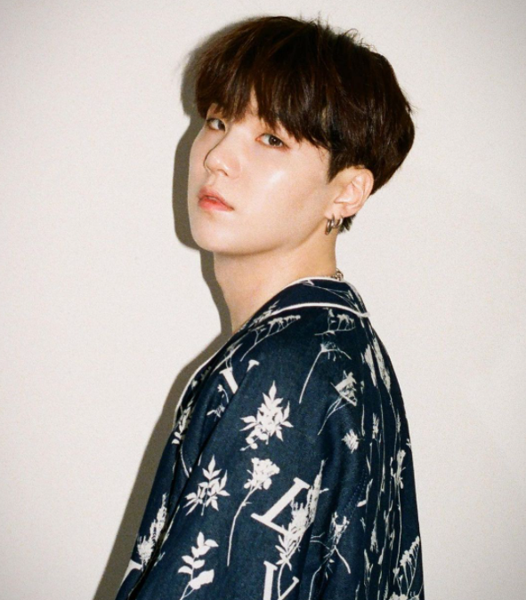 bts, suga, bts tan rã, suga có suy nghĩ khác người, con người thật suga bts, những câu nói của suga bts, suga handsome, suga cute, suga sexy, jungkook, jimin, v bts