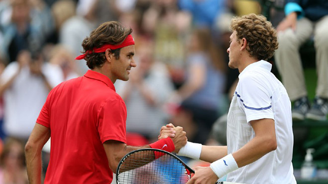 Kết quả Roland Garros hôm nay. Federer và Serena mở màn suôn sẻ. Muguruza thua sốc