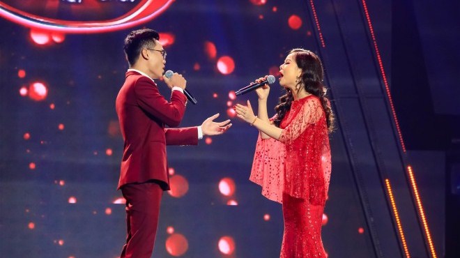 Tập 1 ‘Tuyệt đỉnh song ca’: Thêm nút phong tỏa, các HLV ‘khốn đốn’ khi chọn thí sính