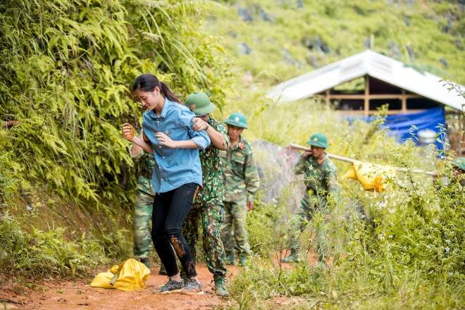 Lương Thuỳ Linh, đắp đường xây ước mơ, Miss World 2019. 