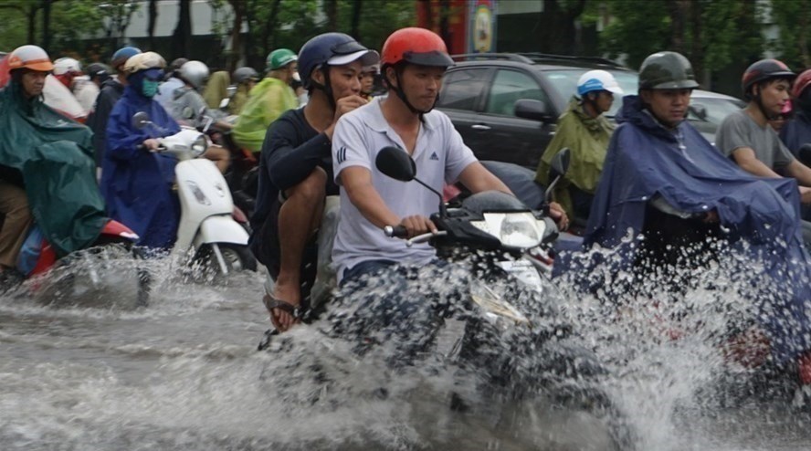 Thời tiết 22/3: Cả nước ngày nắng, chiều tối mưa dông, đề phòng lốc, sét, mưa đá