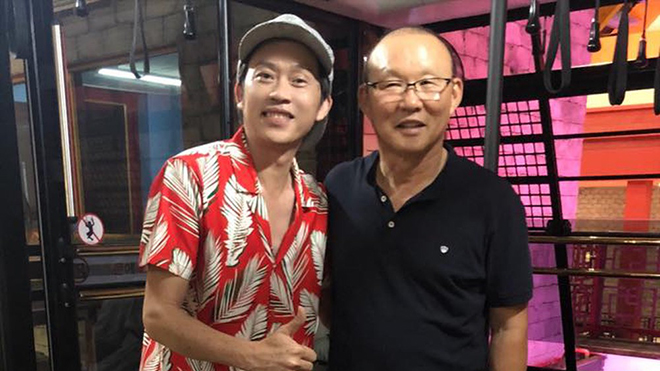 Hoài Linh làm thơ tặng U22 Việt Nam sau trận thắng 4-0 trước Campuchia