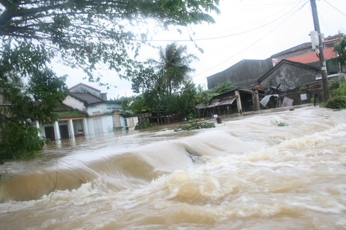 Dự báo thời tiết, Thời tiết, Không khí lạnh, Tin thời tiết, Tin bão, Gió mùa Đông Bắc, áp thấp nhiệt đới, tin bão mới nhất, cơn bão số 5, bão số 5, thời tiết hôm nay