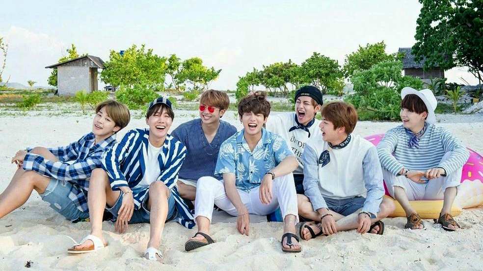 BTS, Giả thuyết rùng rợn quanh V và RM trong Heartbeat của BTS, Giả thuyết rùng rợn quanh V và RM trong MV Heartbeat của BTS, MV Heartbeat của BTS, MV Heartbeat