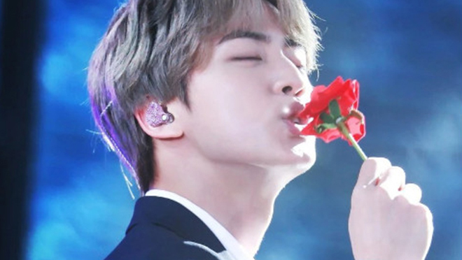 BTS, Jin BTS, Jin BTS được cầu hôn, Jin BTS Trai đẹp toàn cầu, Jin BTS đã thay đổi câu trả lời trước những lời cầu hôn, bạn gái BTS, người yêu BTS, BTS đẹp trai