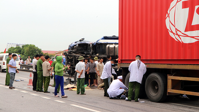 Tai nạn Hải Dương, Tai nan Hai Duong, Tai nạn giao thông Hải Dương, TNGT, tngt hải dương, tai nạn ở hải dương, tai nạn giao thông ở hải dương, TNGT Hải Dương, tai nan