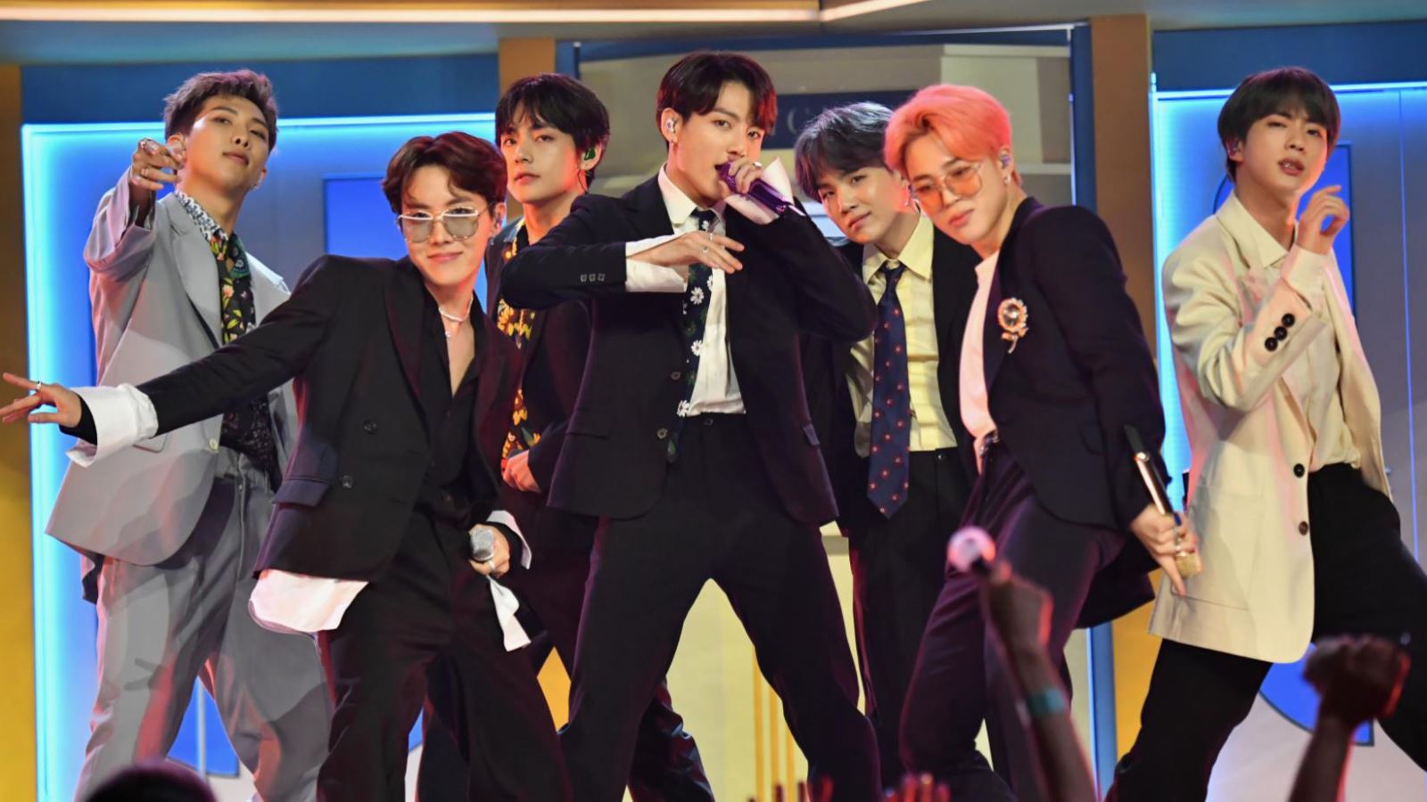 BTS, BTS tranh thủ làm gì trong 2 ngày đầu được xả hơi, Jimin, V BTS, BTS tin tức mới, BTS news, BTS tin tức, BTS youtube, BTS tạm dừng hoạt động, bts dừng hoạt động, bts