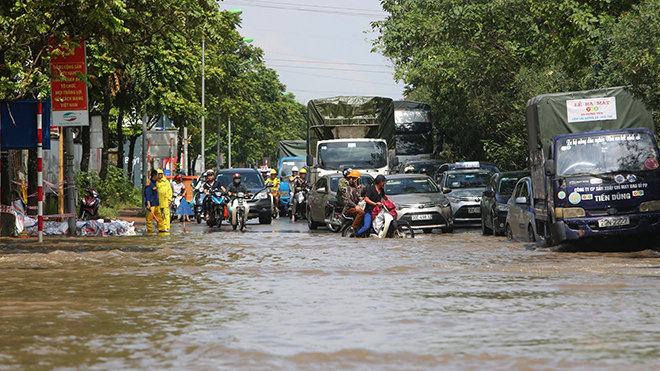 Bão, Bão trên biển Đông, Áp thấp nhiệt đới, Tin bão mới nhất, Cập nhật bão, bão số 4, thời tiết mới nhất, mưa lớn, mưa to đến rất to, lũ lụt, tin bão, dự báo thời tiết