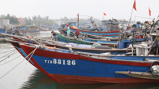 Bão số 5: Áp thấp nhiệt đới mạnh lên thành bão số 5 chồng thêm áp thấp nhiệt đới mới