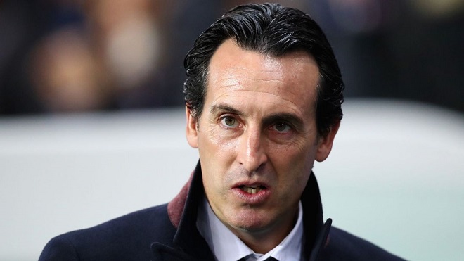 CĐV Arsenal phẫn nộ khi Unai Emery sắp ngồi lên ghế nóng ở Emirates