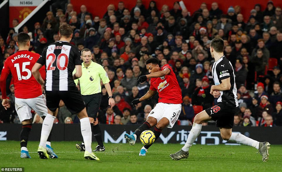 Ket qua bong da, MU 4-1 Newcastle, ket qua ngoai hang Anh, kết quả bóng đá Anh, kết quả bóng đá hôm nay, bảng xếp hạng bóng đá Anh, ket qua bong da truc tuyen