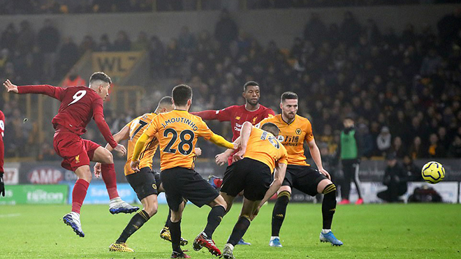 Wolves 1-2 Liverpool: Firmino sắm vai người hùng, Liverpool tiến gần chức vô địch